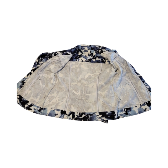 Floral Blue and White Women's Denim Top - Picture 4 of 11